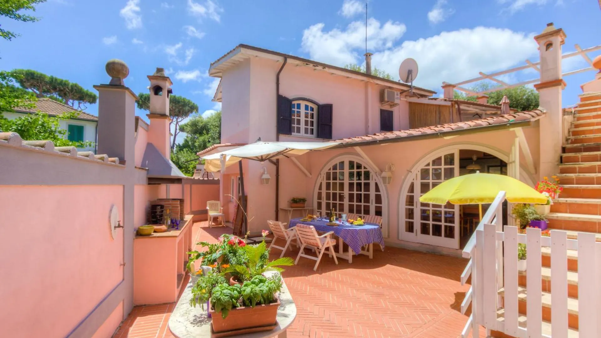 Fregene Luxury Villa - Garden & Pool For 11 Guests Fregenae